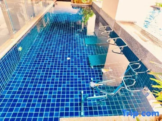Ramada Medini Apartment - photo 5