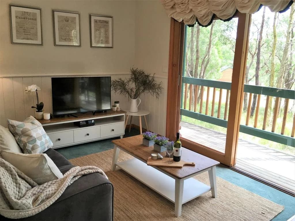 Cockatoo Cottages - main photo