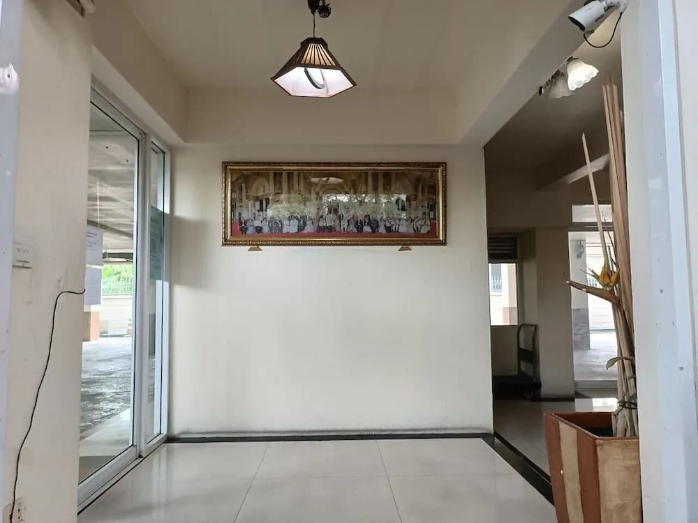Grand View Condominia - photo 9