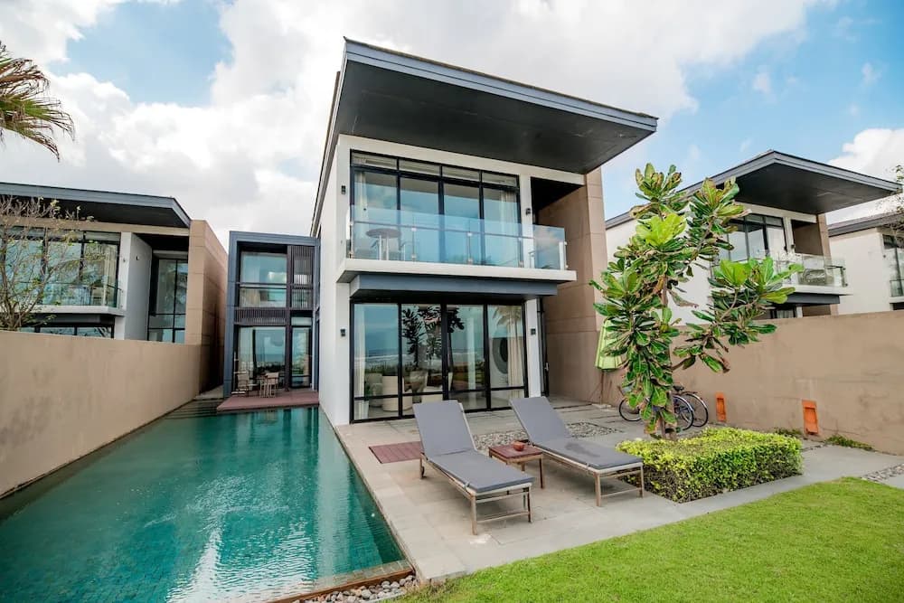 Beachfront Villa Danang Beach - photo 18
