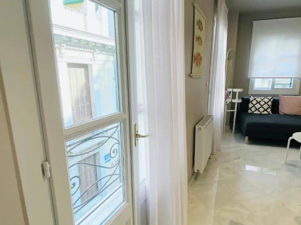 Central Syntagma Square Studio in Athens - Shell - photo 2