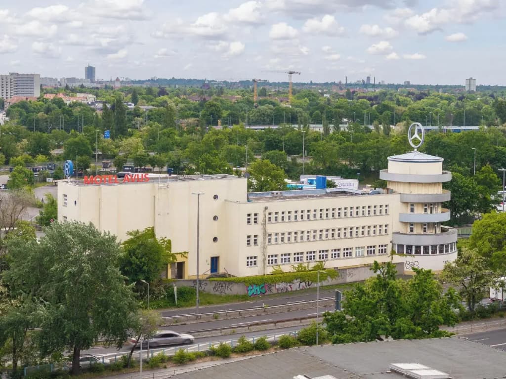 Raststättenhotel Avus - photo 2