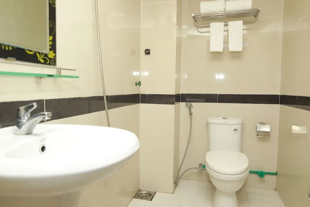 Cong Thuong Hotel - photo 9