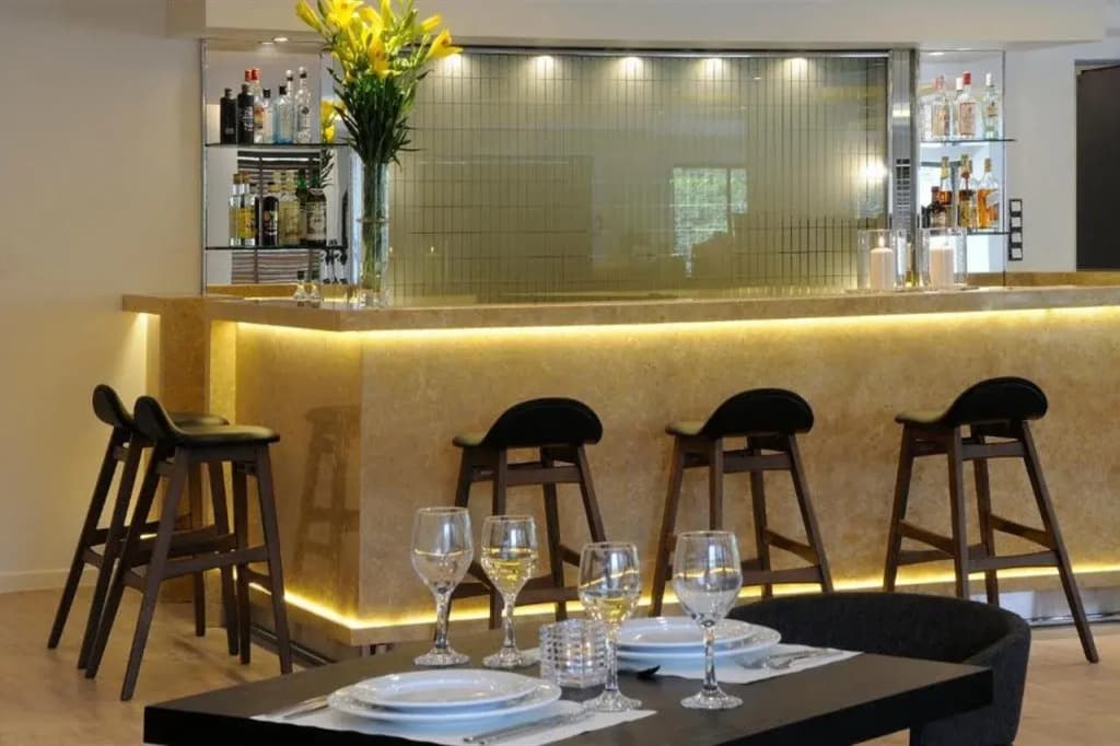 Athens Avenue Hotel - photo 23