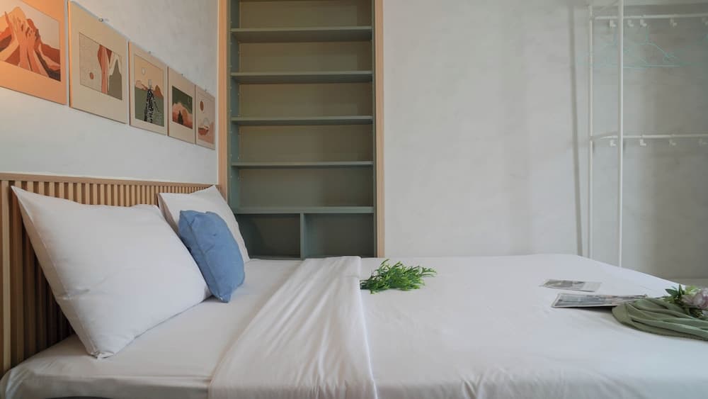 Pleasant White 3Br At Bassura City Apartment - photo 4