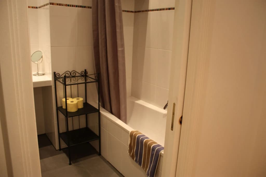 GoVienna Opera Apartment - photo 13