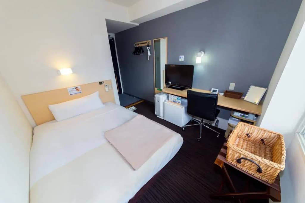 Super Hotel Subway Tanimachi 4-chome Exit 6 - photo 25