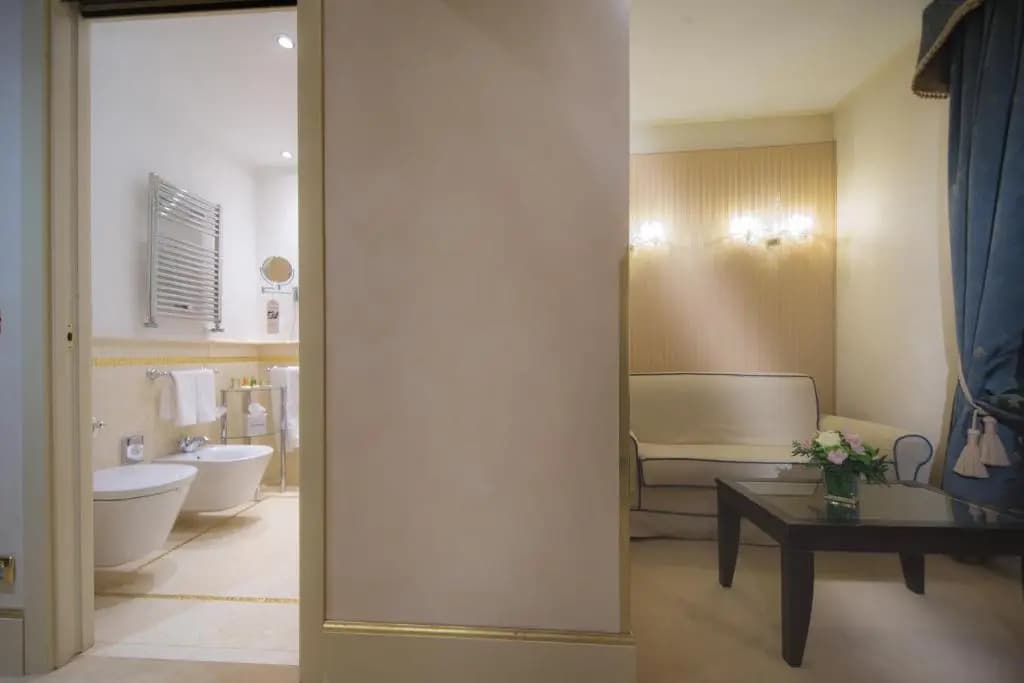 Hotel A LA Commedia - photo 49