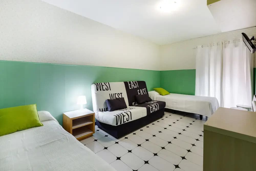 Hostal Oliveta - photo 3