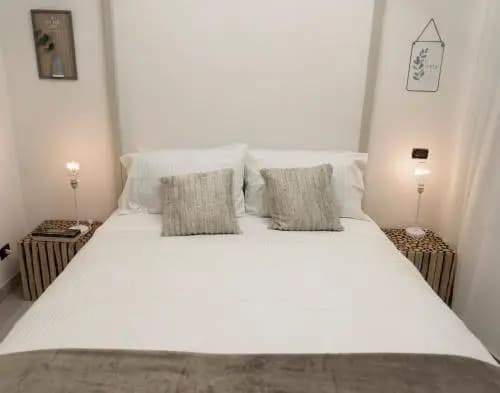 Vatican Luxury 2bd 2ba Apartment - photo 6