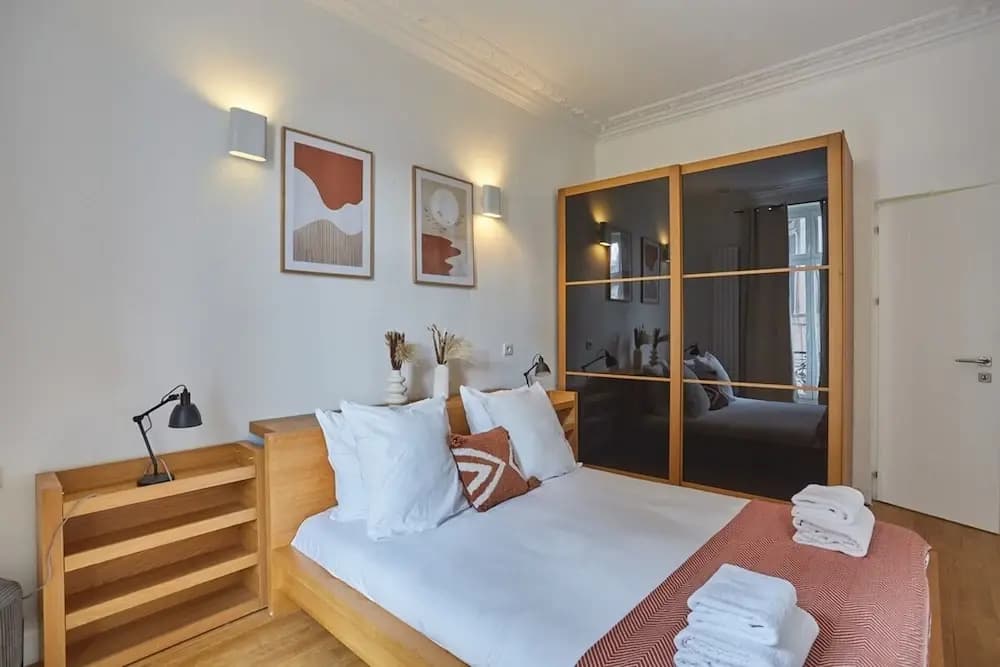 Superb Apartment Center of Paris-montmartre - photo 2