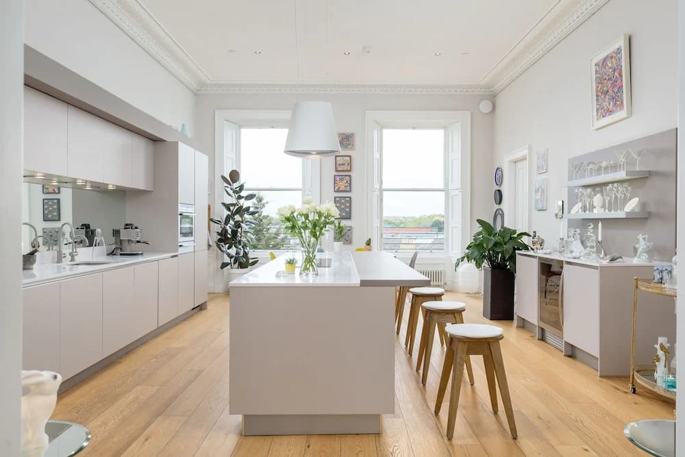 Crescent House - photo 17