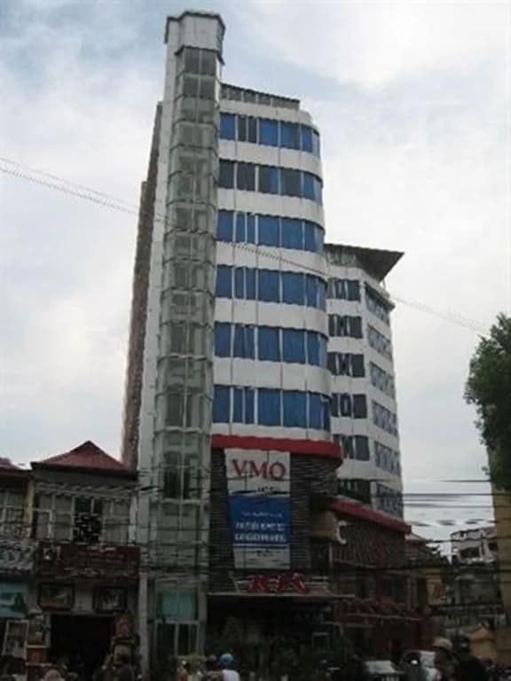 VMQ Hotel - main photo