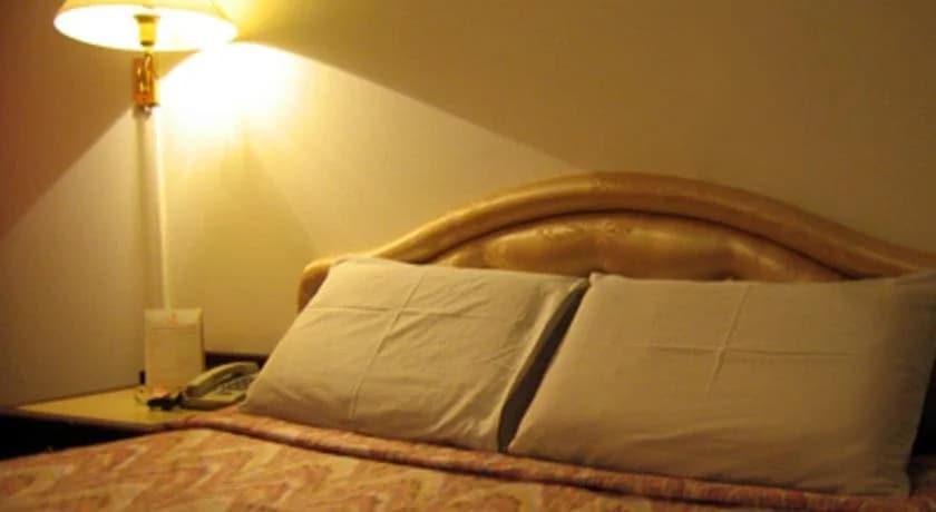 The Malaysia Hotel - photo 6