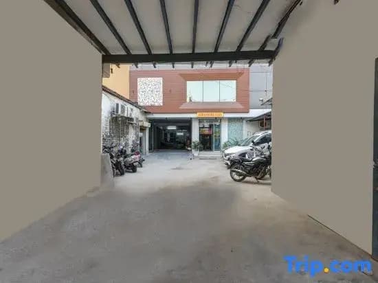 Hotel Aero Homestay - photo 5