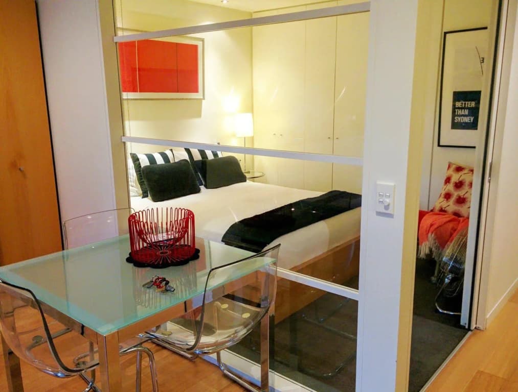 About Melbourne Apartments - photo 3