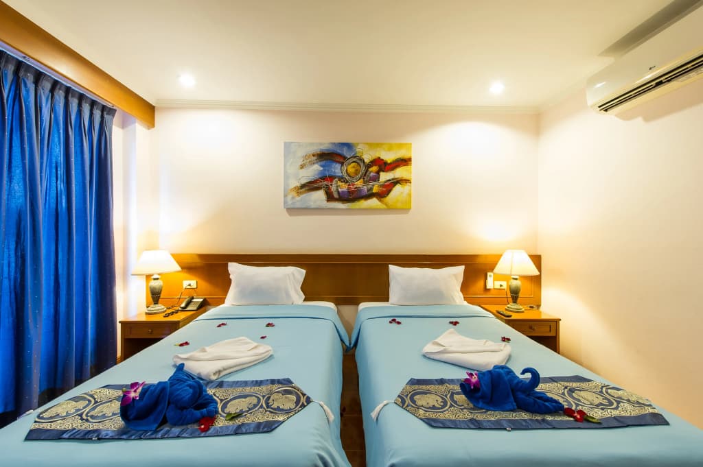 Hotel Inn Patong [Ex-Patong Beach Lodge] - photo 6