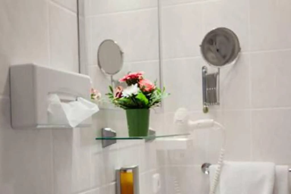 Hotel Kiez Pension - photo 8