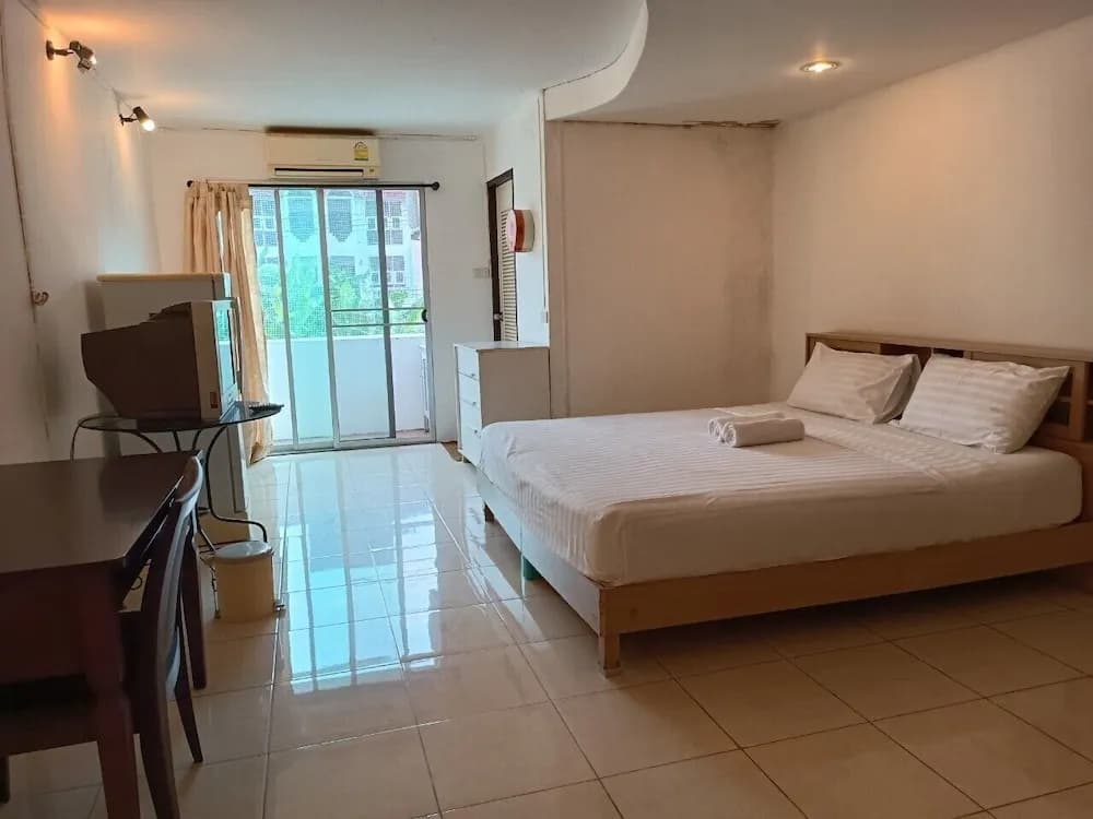 Grand View Condominia - photo 5