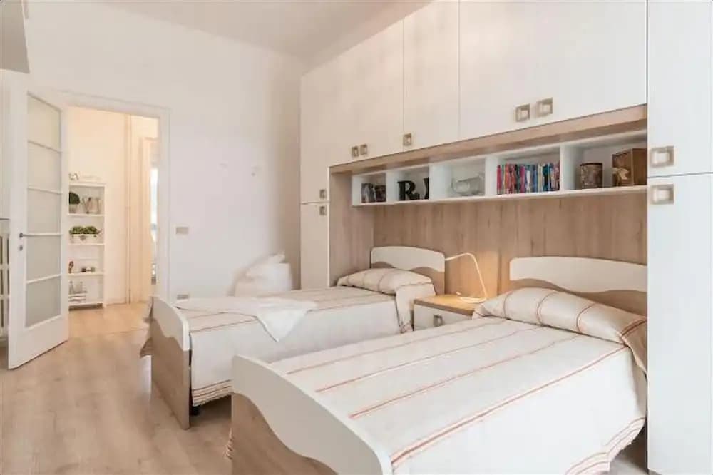 San Pietro Roomy Flat - photo 23