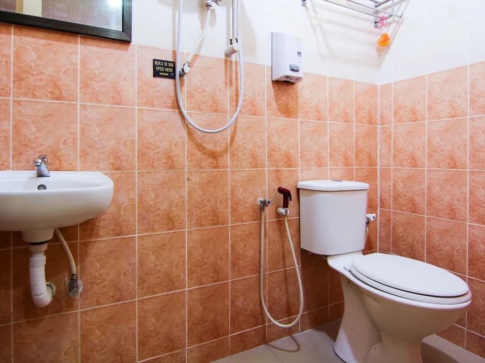 OYO 11343 Hotel Putra Iskandar - photo 8