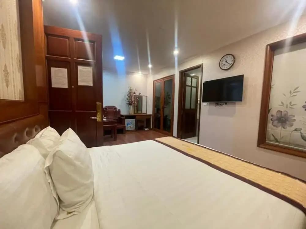 Ngoc Lan 2 Hotel- by Bay Luxury - photo 3