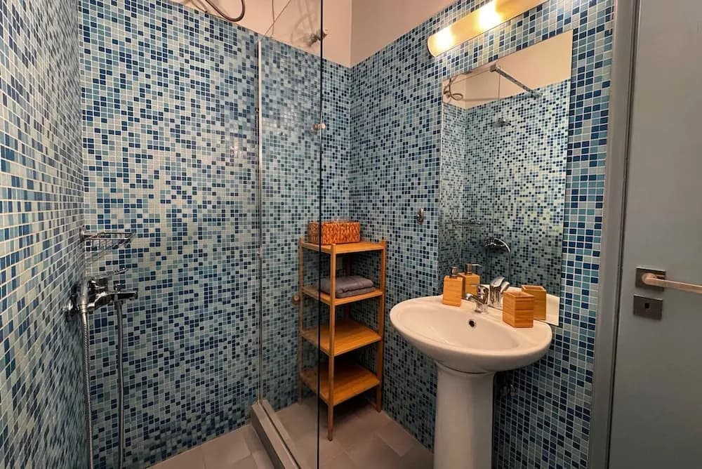 Modern Blue Retreat - photo 10
