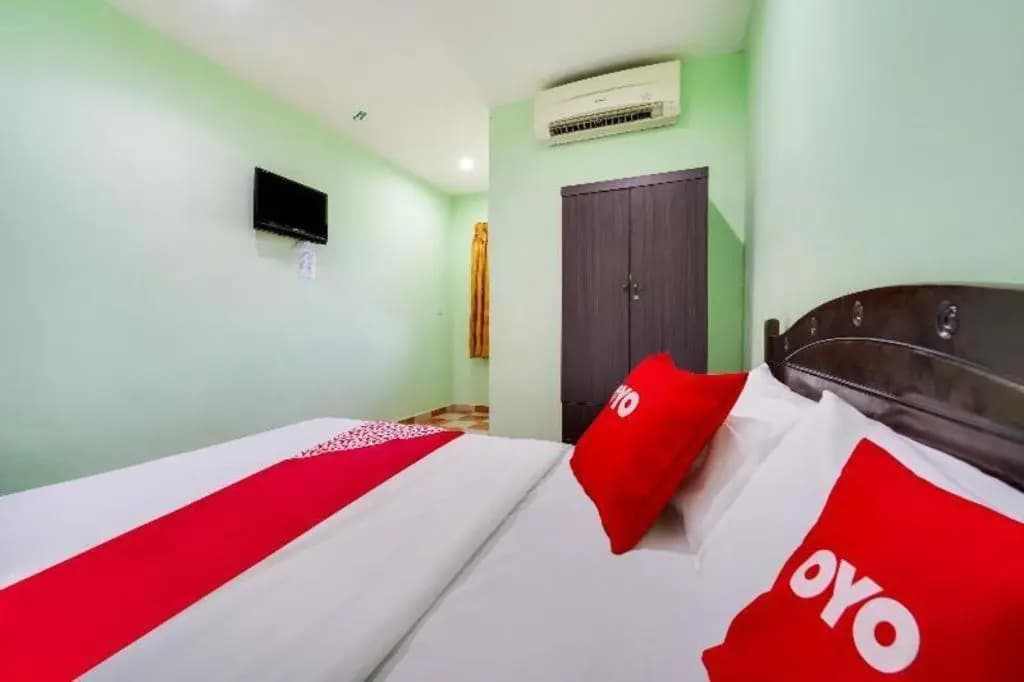 Oyo 44058 Motel Sre Bayam - photo 11