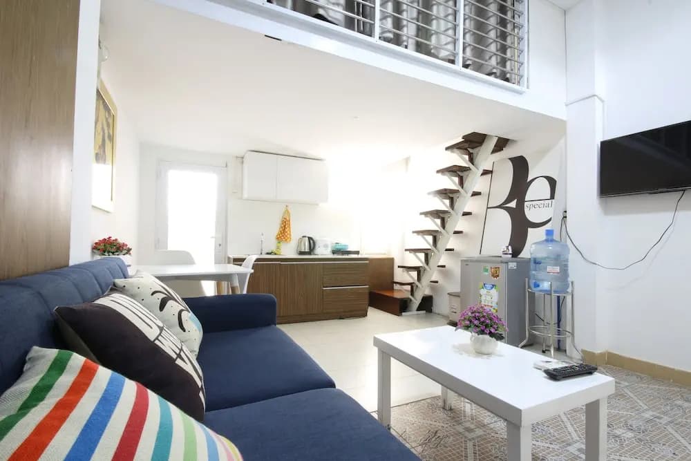 Smiley Apartment 13 - Adults Only - photo 9
