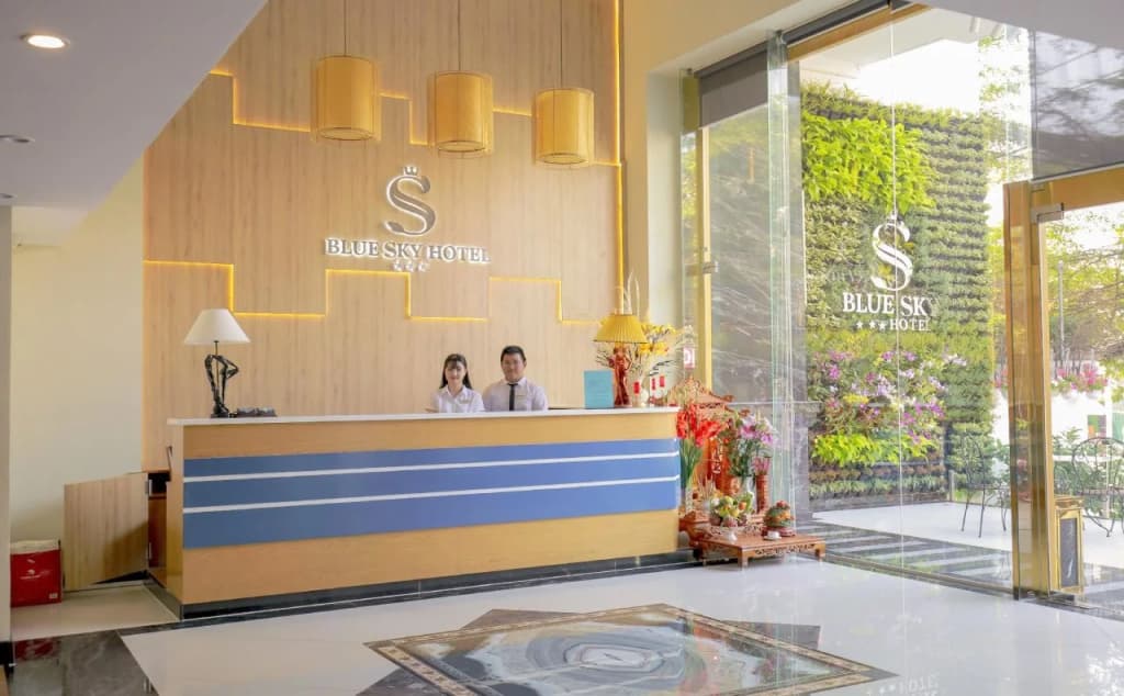 Blue Sky Hotel - photo 16