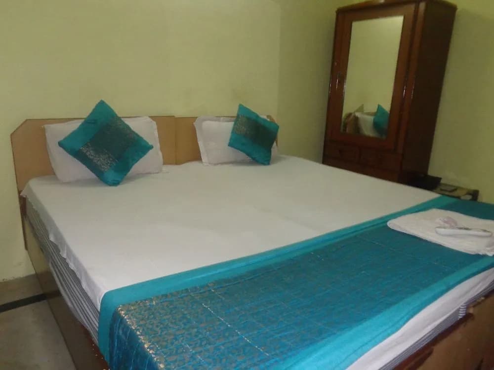 Rajdhani Inn - photo 5