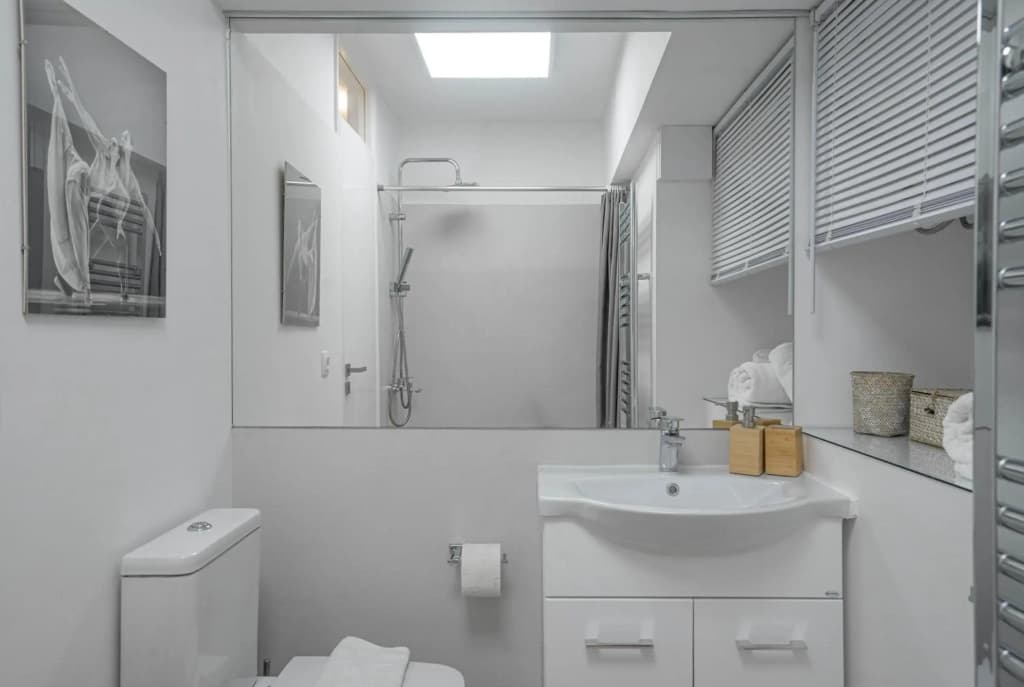 Lovely studio in Likavitos Hill - photo 7