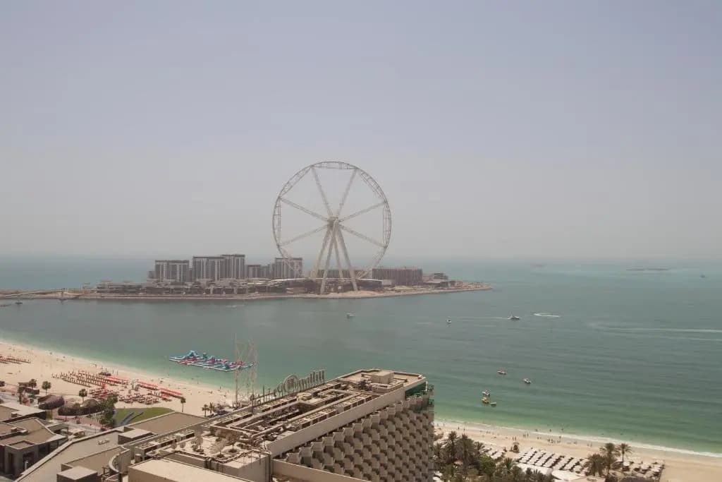 Dubai Beach Hostel - photo 6