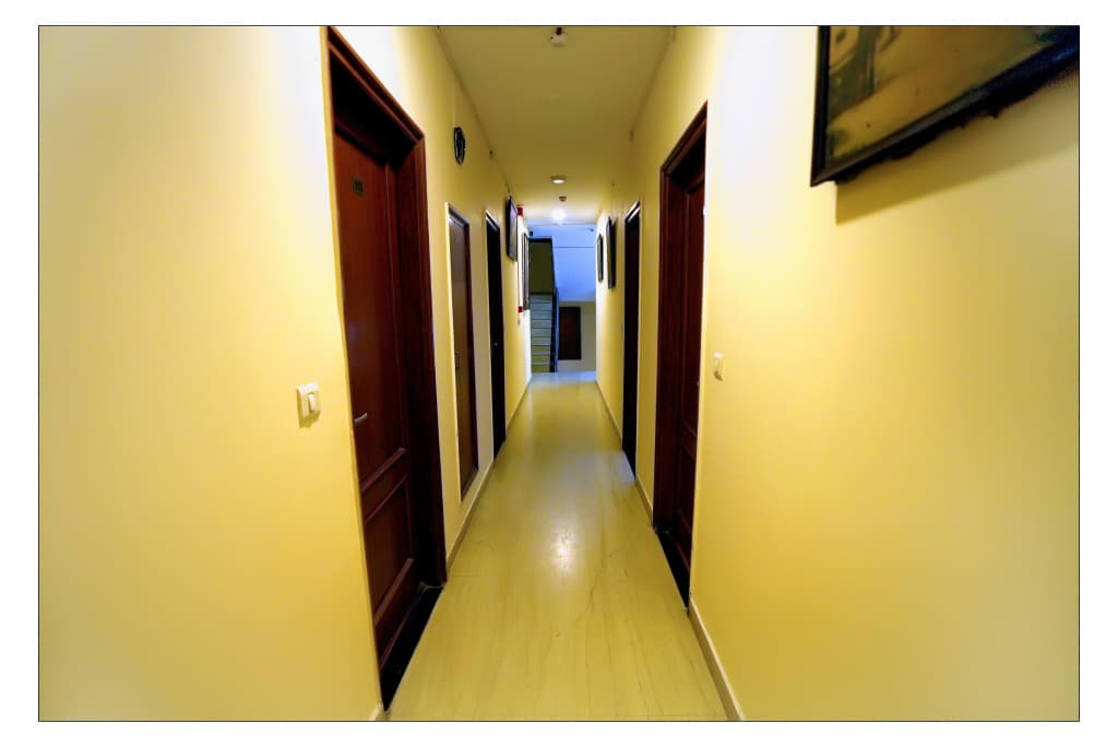 Hotel Oscar - photo 11