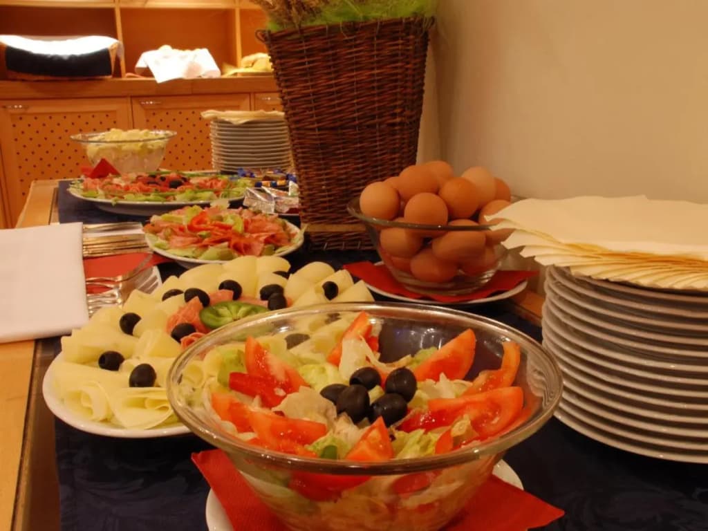 EA Hotel Tosca - photo 11