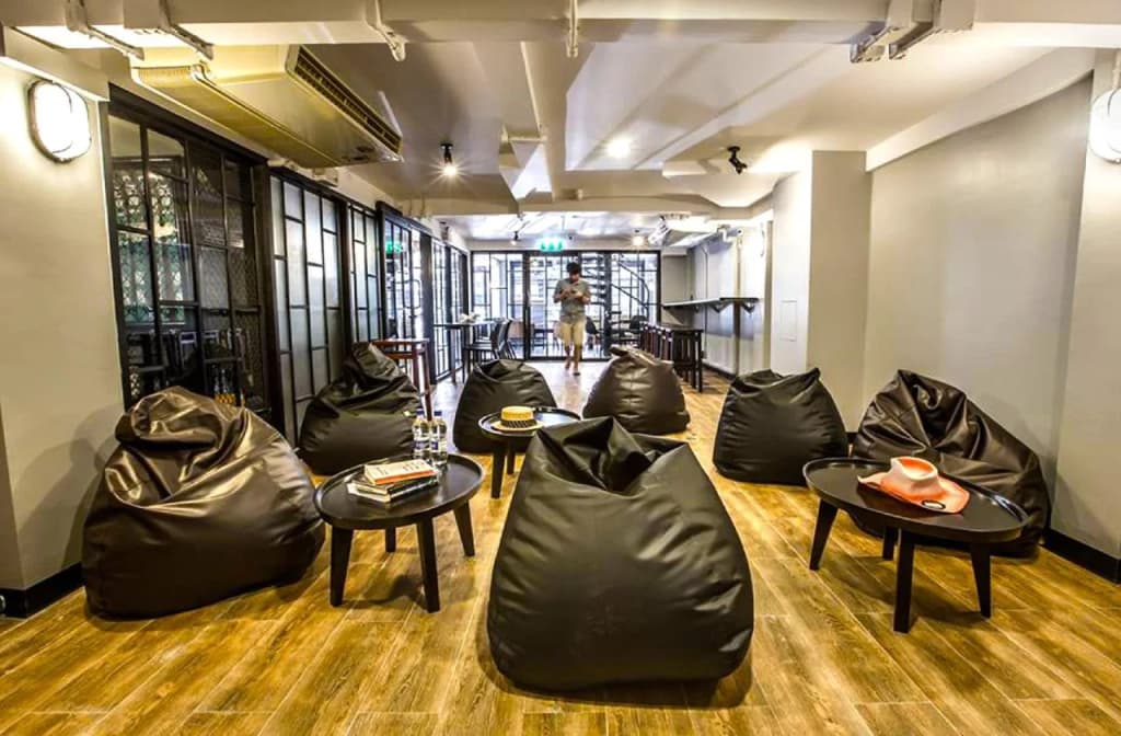 Jellybean The Blocks Hostel Sukhumvit 10 - photo 11
