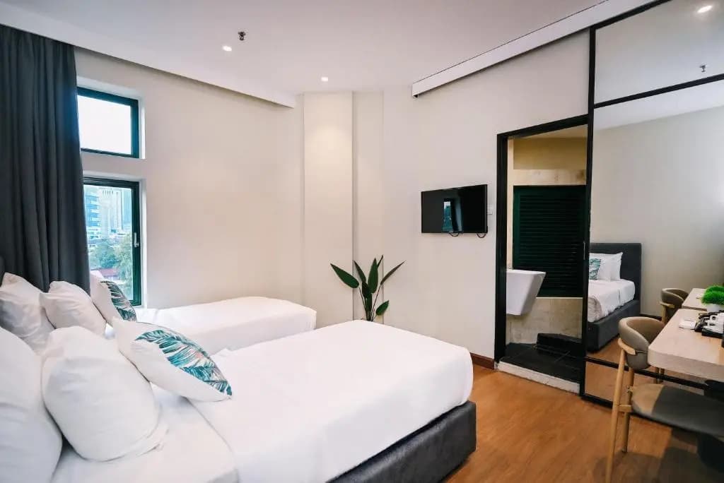 Kingston Hotel 4 @ Hulo Bukit Bintang - photo 1