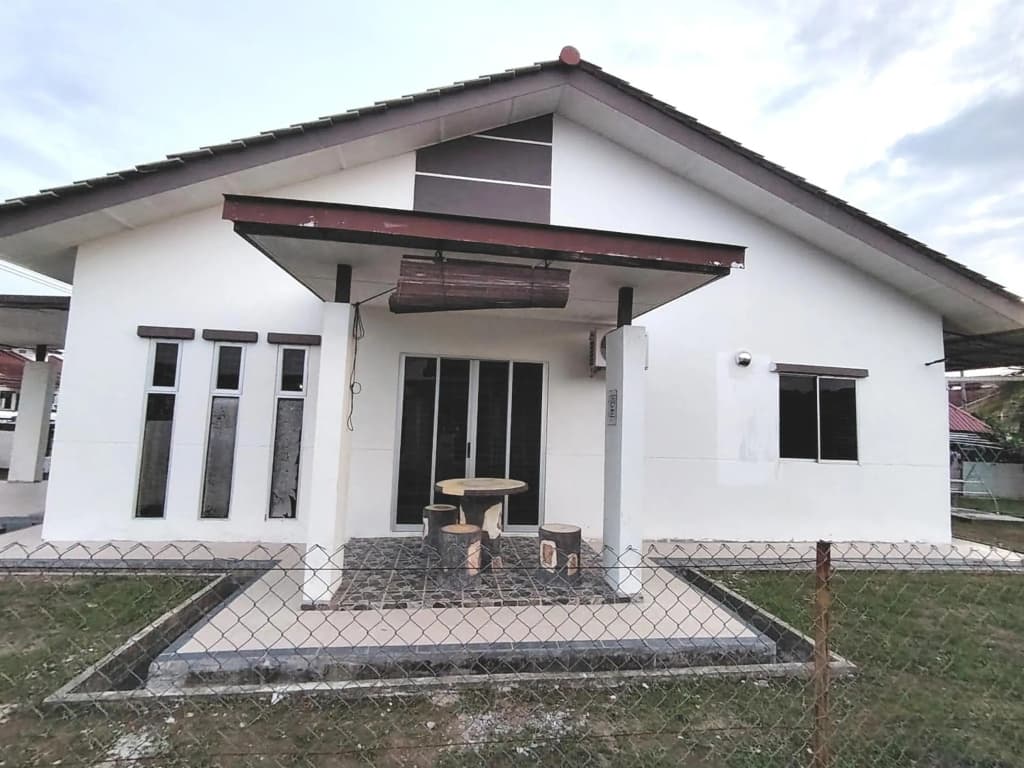 A&W Homestay 1, Vista Perdana, Miri - photo 3