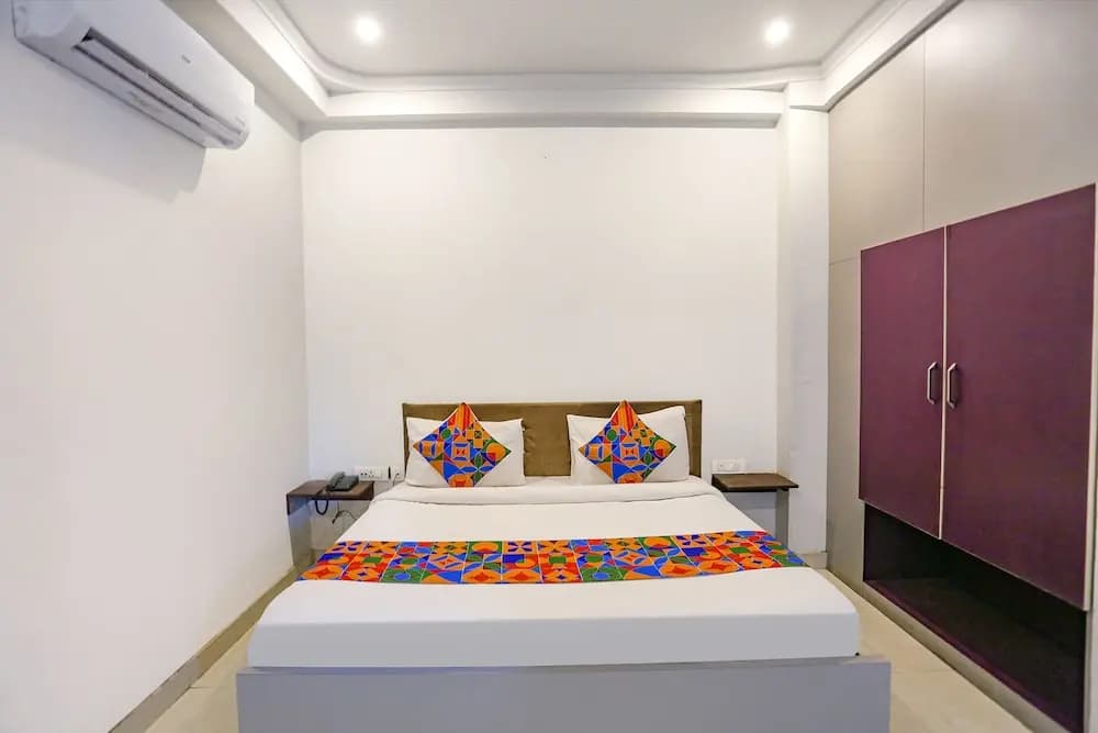FabHotel Novel Suites - photo 7