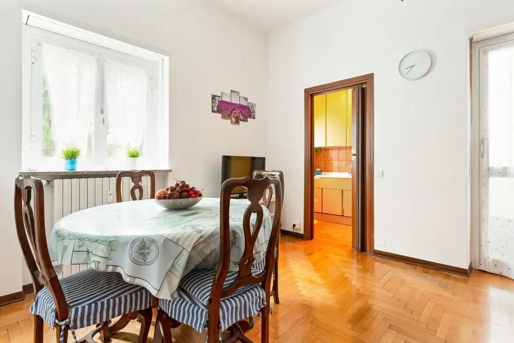 Bright Flat With Shared Garden - photo 5