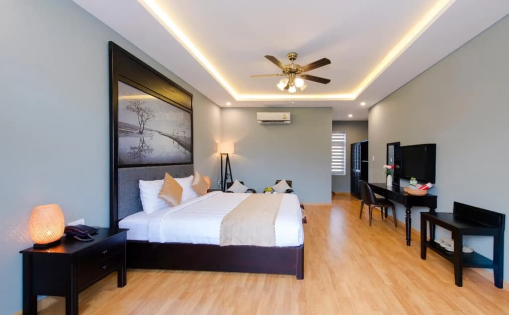 Friendly Villa Hoian - photo 2