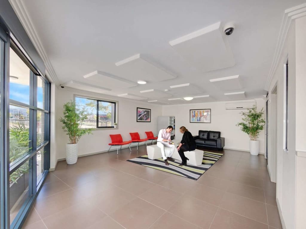 Valuesuites Penrith - photo 14