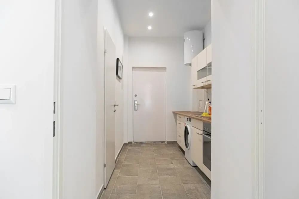 Central Vienna Elegant 1BR Apartment - photo 12