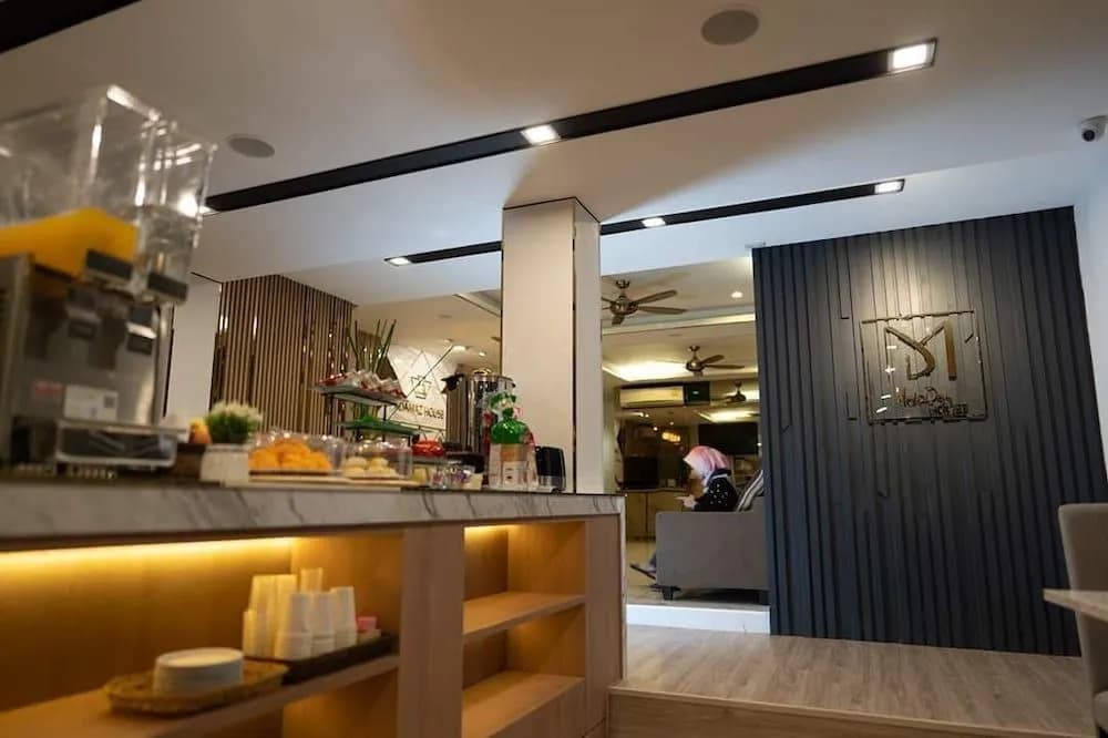 Malades House - photo 12