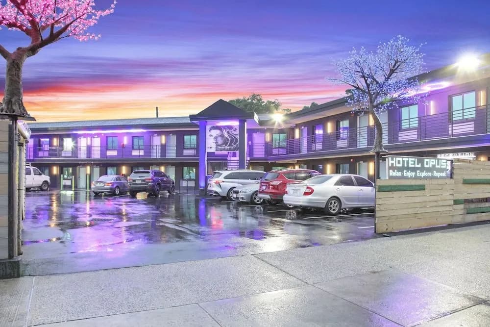 Hotel Opus Bronx - main photo