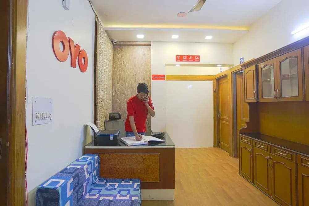 Oyo 41667 Paschim Vihar Inn - photo 13