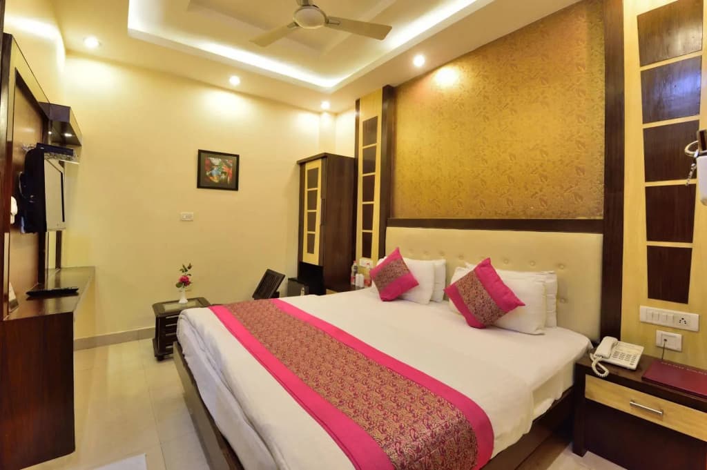 Hotel Aman International at New Delhi Station - photo 7