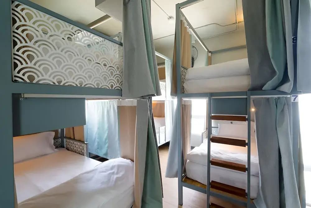 Friends Hostel - Phuket Airport - photo 3