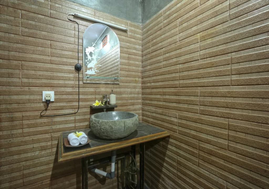 Tropical Canggu Hostel - photo 6