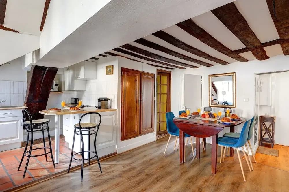 Cozy 2BR in the Heart of Île Saint-Louis - photo 13